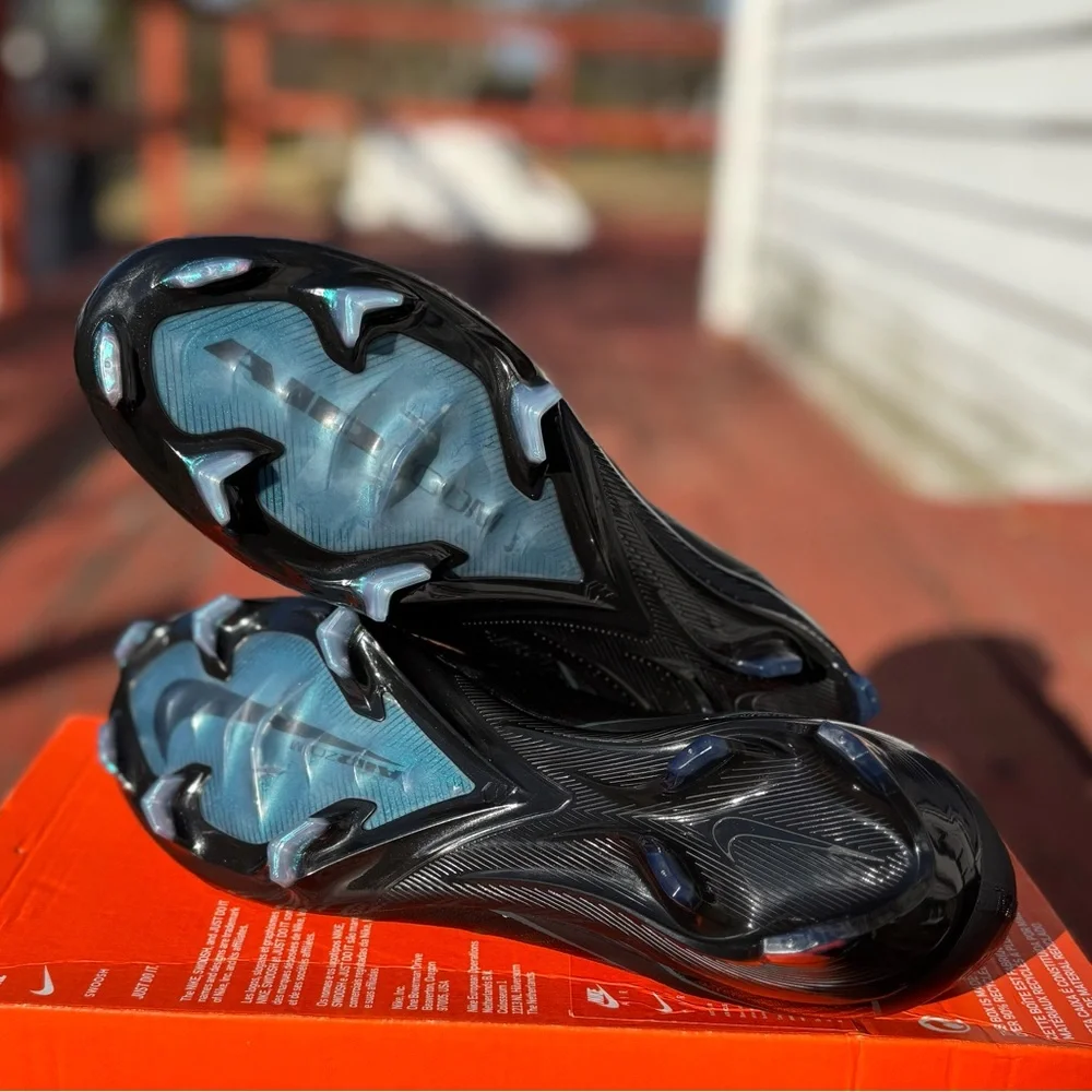 Nike Zoom Mercurial Vapor 16 Elite FG Soccer Cleats
